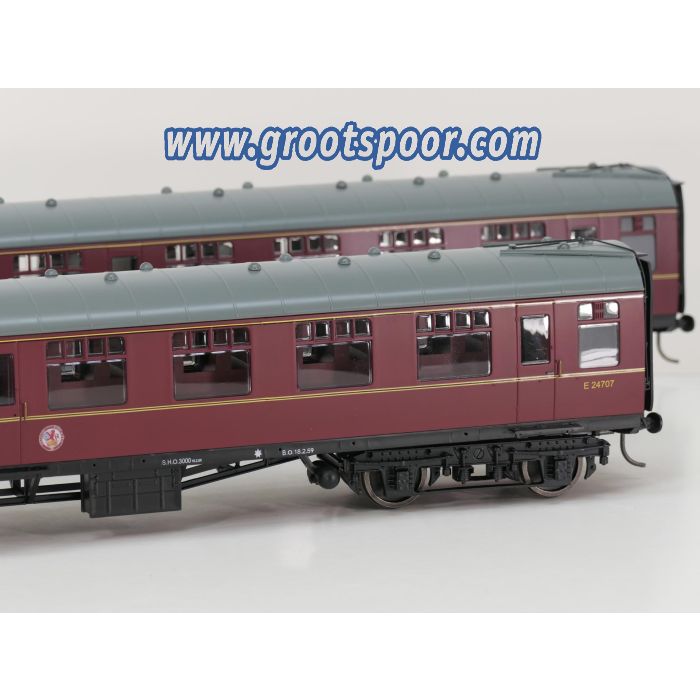 Accucraft 1/32 scale Set of 4, British Mk.1 Coaches, # E34620  #E34655  #E24707  #E24718 - sku: 20250314113812 - Gebraucht - Sehr guter Zustand - Bild 8
