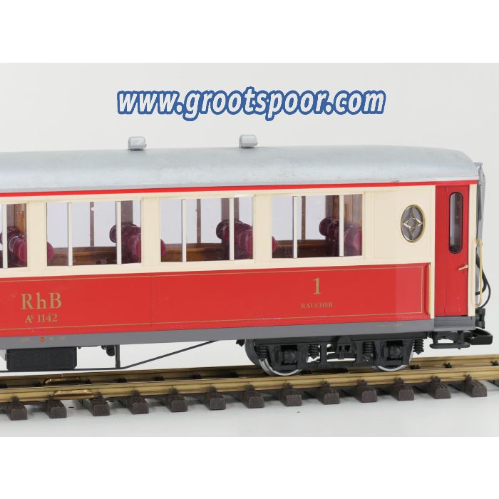 LGB 30650 RhB-Salonwagen As 1142 Met binnenverlichting, Metallrader