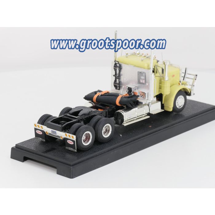 Schaal 1:24 Revell 08893  SPECIAL Peterbilt Classic Road Train - sku: 20250403042159 - Gebraucht - Guter Zustand - Bild 3