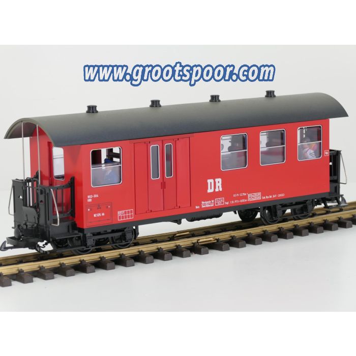 LGB 31710 DR/HSB personenwagon 902-304 KBD, 4 figuren, Innebeleuchtung uber batterie