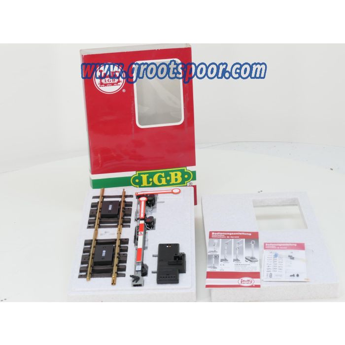 LGB 50940 Hauptsignal, Hp0/Hp2 + 2x 10153