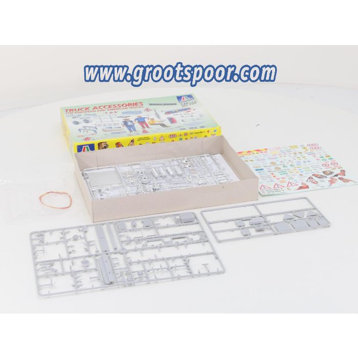 Italeri 720 Truck Accessories 1:24 For European and American Trucks 