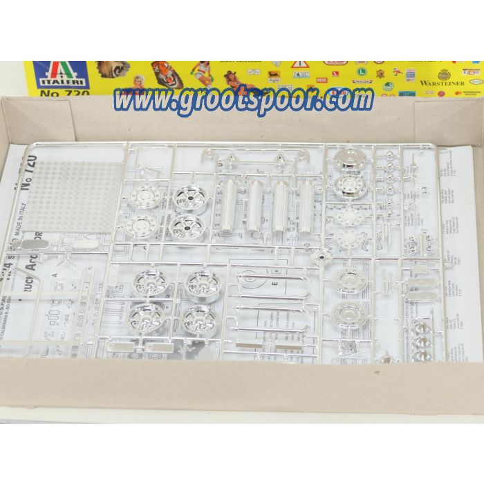 Italeri 720 Truck Accessories 1:24 For European and American Trucks 