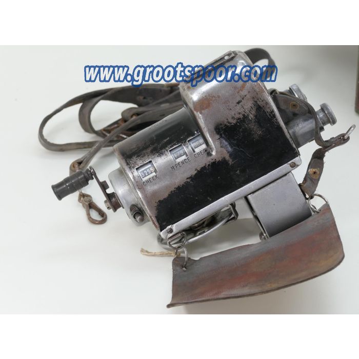MYCALEX & TIM F93 + Original Metall Box Ticket machine ca. 1930