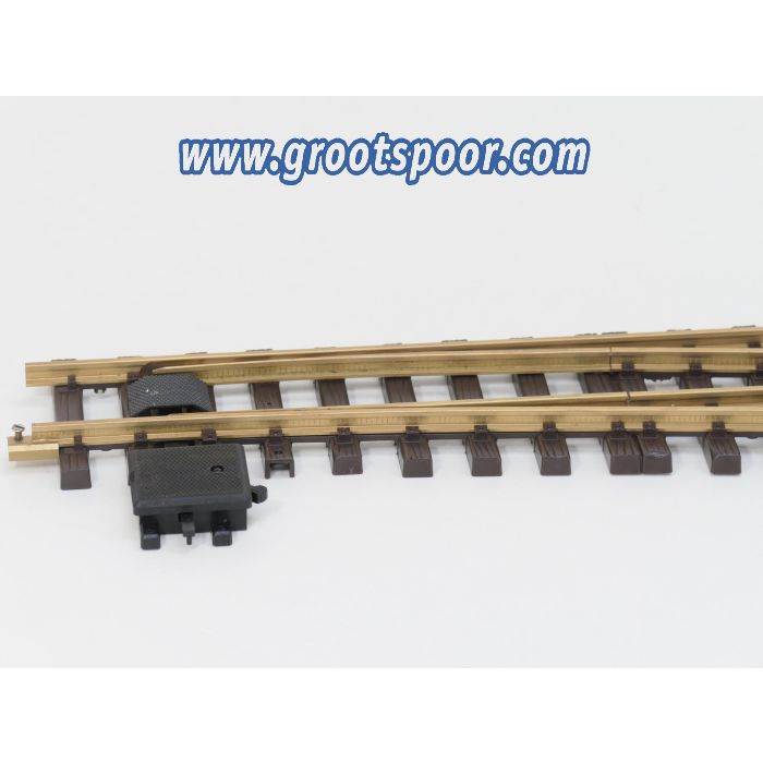 LGB 18050 Handweiche, rechts, R5, Met Schroefbare railverbinders
