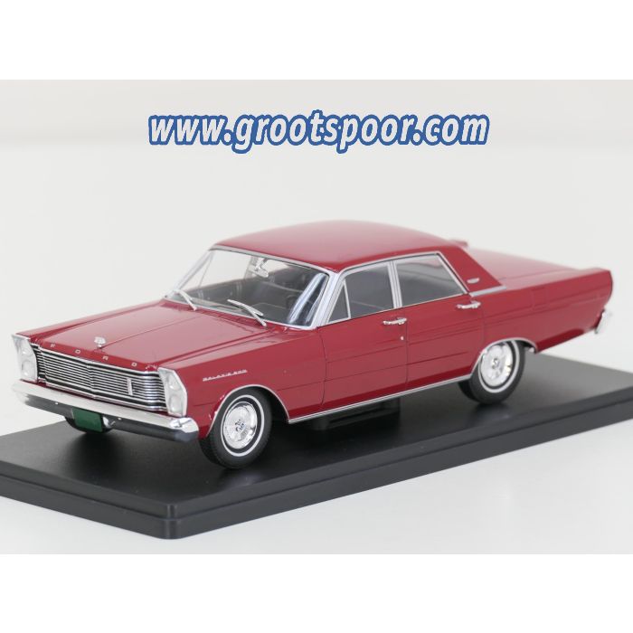 GSDCCmag 00024MVQ11 1/24 1965 Ford Galaxie, red