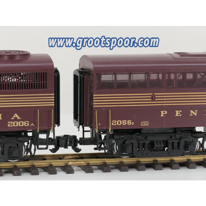 Aristo Craft Trains 22006 + 22306 Set: Alco FA-1  Alco FB1 Diesel Lokomotive Pennsylvania No 2006 & 2056