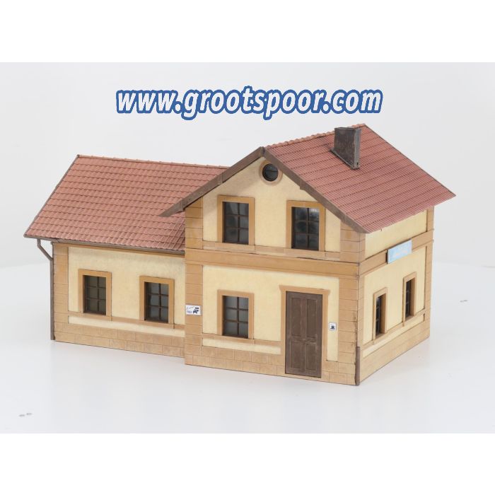 PIKO 62022 Hotel Goldener Hirsch Gebouwd model