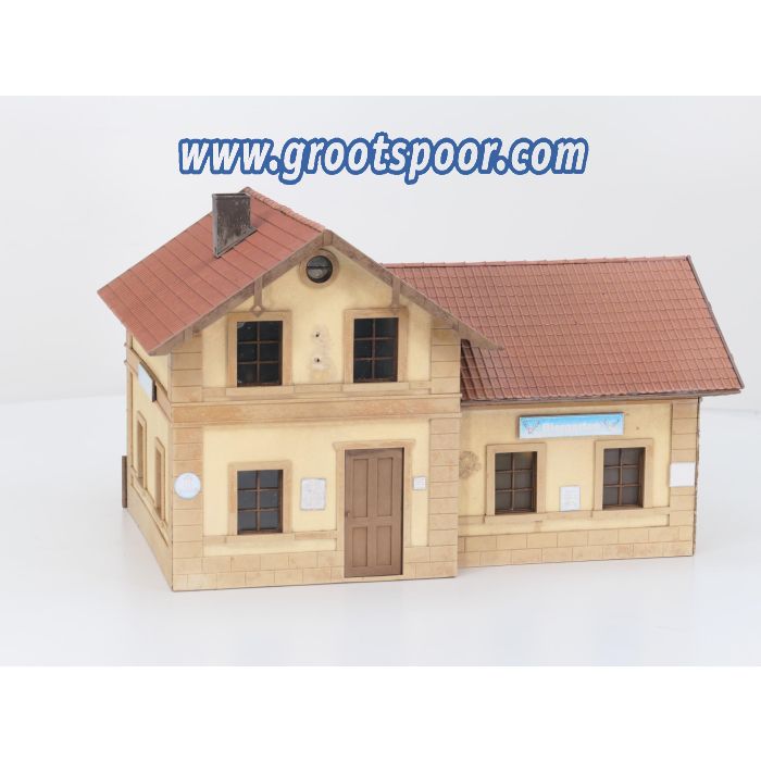 PIKO 62022 Hotel Goldener Hirsch Gebouwd model
