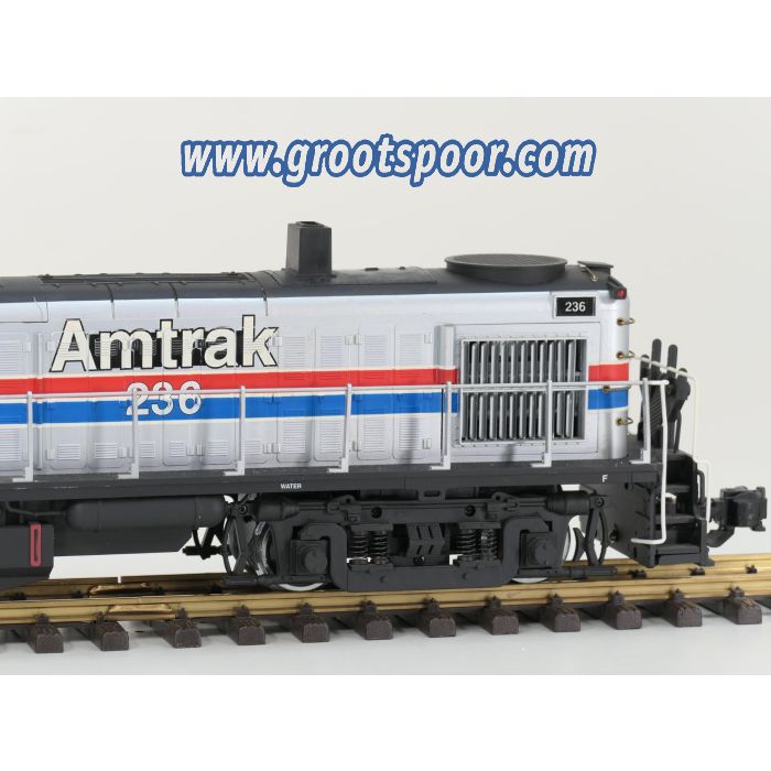 Aristo Craft Trains 22236 ALCO RS3 Diesel Locomotive Amtrak 236