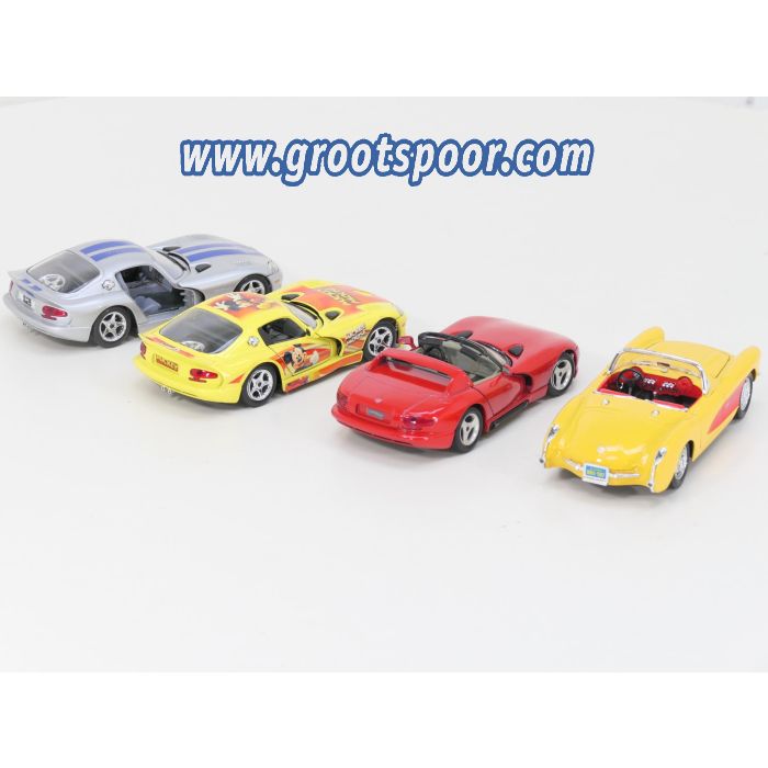 1:24  Set 4 Amerikaanse sportauto's #GS10 - sku: 20251010011201 - Gebraucht - Guter Zustand - Bild 2