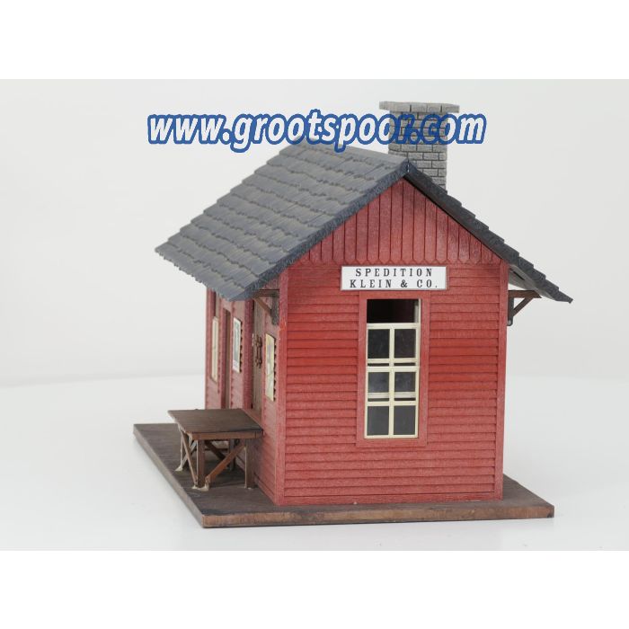 POLA 330933 Cripple Creek station Gebouwd model, met LED binnenverlichting.