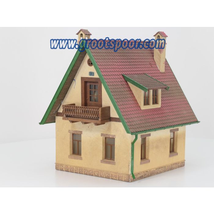 POLA 330934 Woonhuis, gebouwd model, met LED binnenverlichting.