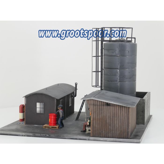 POLA 330919 Öllager mit Dieseltankstelle, 3 Figuren