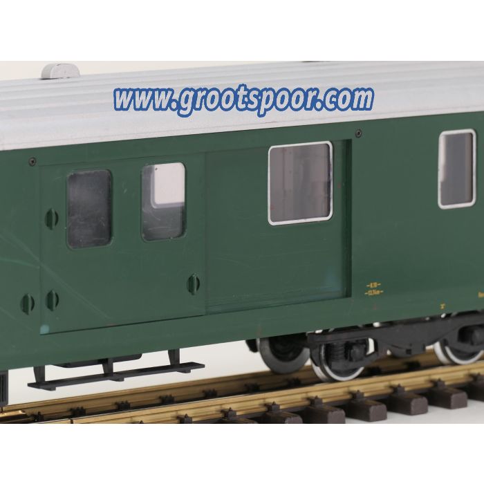 LGB 31690 RhB-Gepäckwagen D 4215, grün, Metallrader