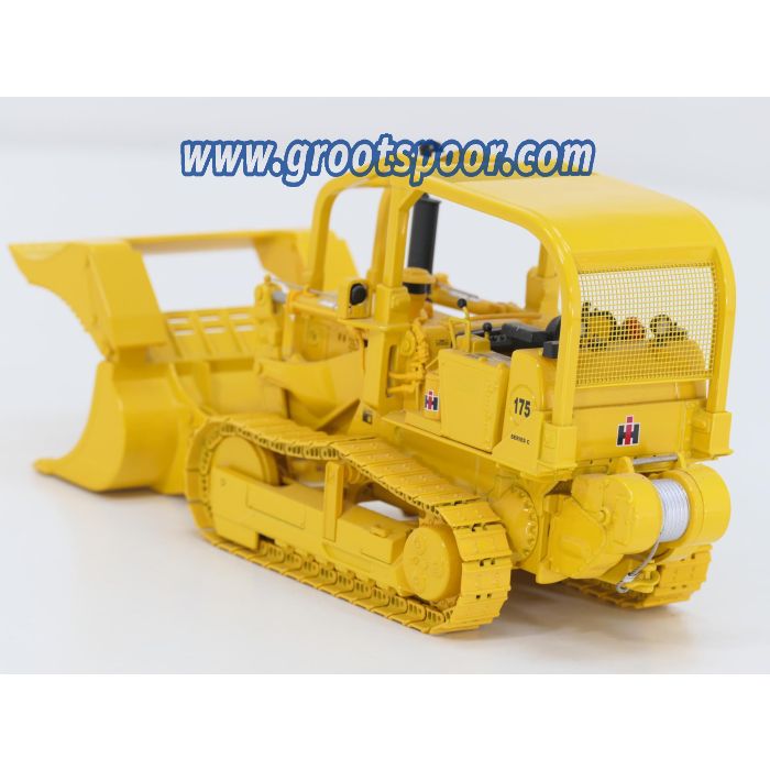 First gear  400127  1:25   175 Crawler / Dozer International Harvester
