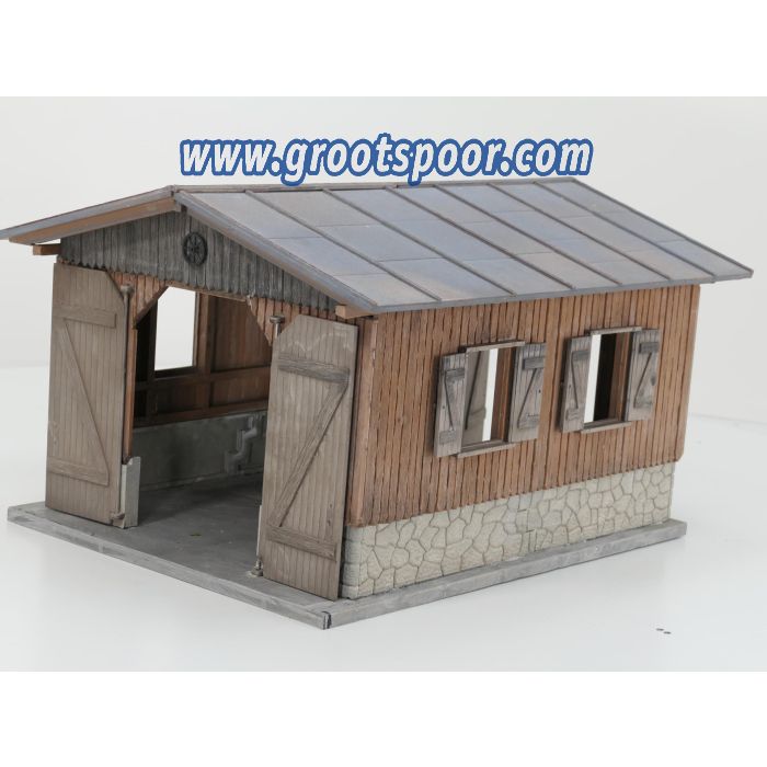 POLA 330985 Scheune, Gebouwd model