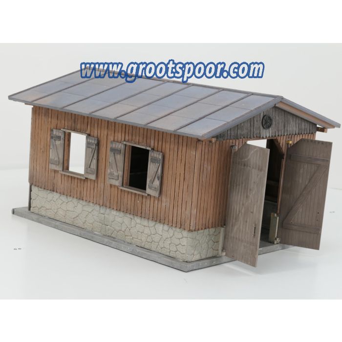 POLA 330985 Scheune, Gebouwd model