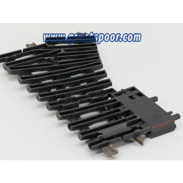 LGB 1210 Handweiche links,R1,30 Grad (oud model), Met Schroefbare railverbinders - sku: 20260123023229 - Gebraucht - Guter Zustand - Bild 3