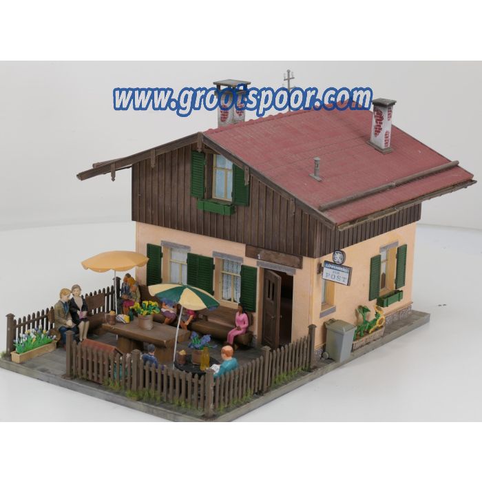 POLA 330929 Gasthaus Zur Post Gebouwd model, 9 Figuren - sku: 20260409052827 - Gebraucht - Sehr guter Zustand - Bild 2