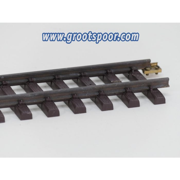 LGB 10600 Gerades Gleis, 600mm Ongepoetst, Met Schroefbare railverbinders - sku: 20260501043232 - Gebruikt - Goede staat - Afbeelding 4