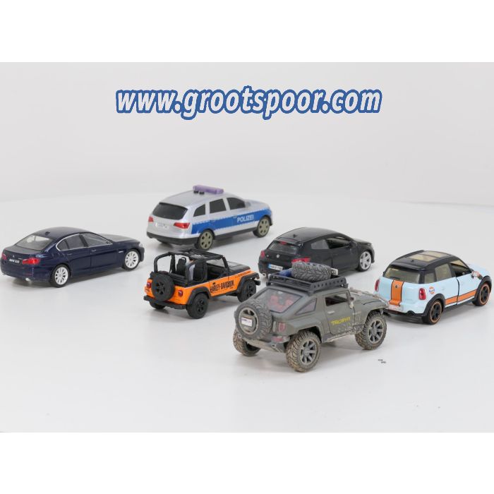 Schaal 1:24 Diverse auto's set 1 #9383 - sku: 20260520120613 - Gebraucht - Guter Zustand - Bild 2
