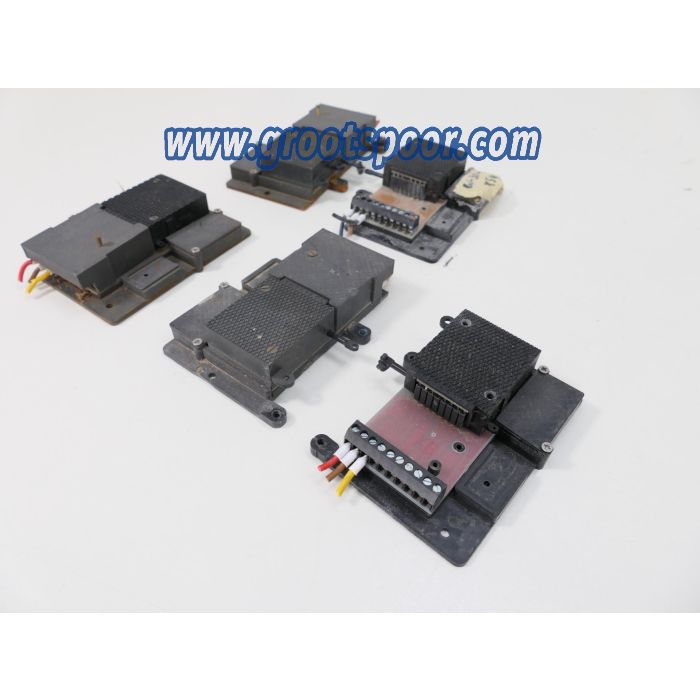 SET 15x Bohler / Thiel Weichenantrieb WA2 + Adapter - sku: 20260522091129 - Gebraucht - Guter Zustand - Bild 9