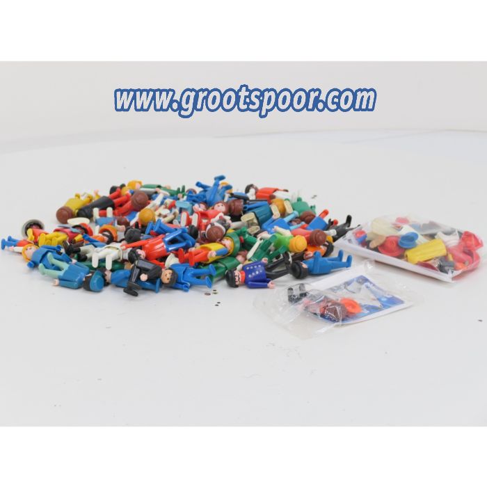 Playmobil Set van 60 Figuren met Accessoires #9604 - sku: 20260604110240 - Gebruikt - Zeer goede staat - Afbeelding 2