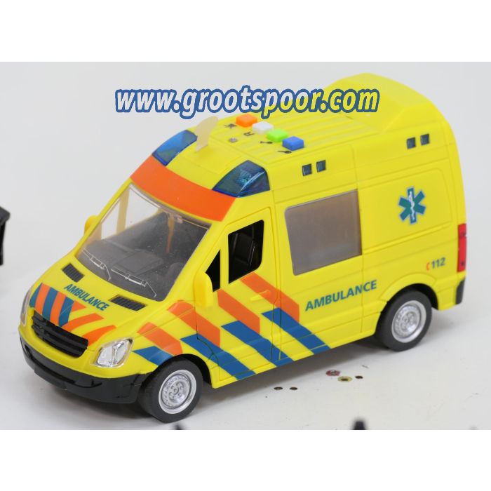 Hulpdiensten set A Brandweer en Ambulance +/- 1:24 - sku: 20260618022648 - Gebruikt - Zeer goede staat - Afbeelding 3