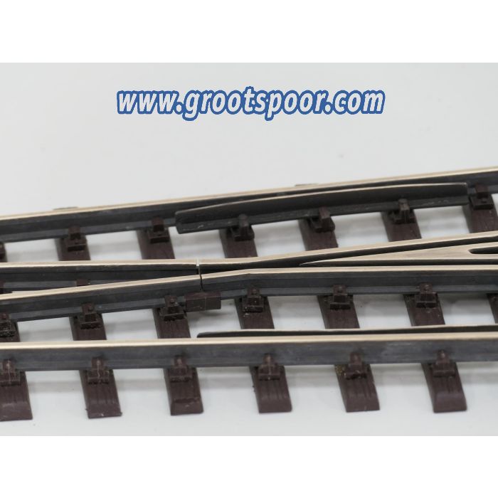 THIEL 1820 Weiche 10° Messing rechts, Met Schroefbare railverbinders - sku: 20260702034658 - Gebruikt - Afbeelding 5