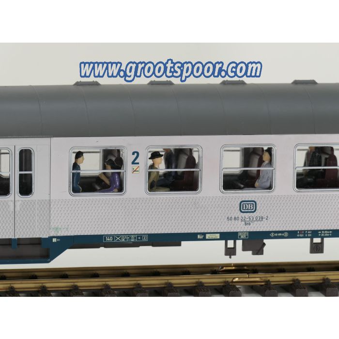 PIKO 37631 G-Nahverkehrswg. Bnb 2. Klasse DB, Kugellagerachsen, Innenbeleuchtung, Energiespeicher, 17 Figuren - sku: 20260717010953 - Used - Very good condition - Photo 7