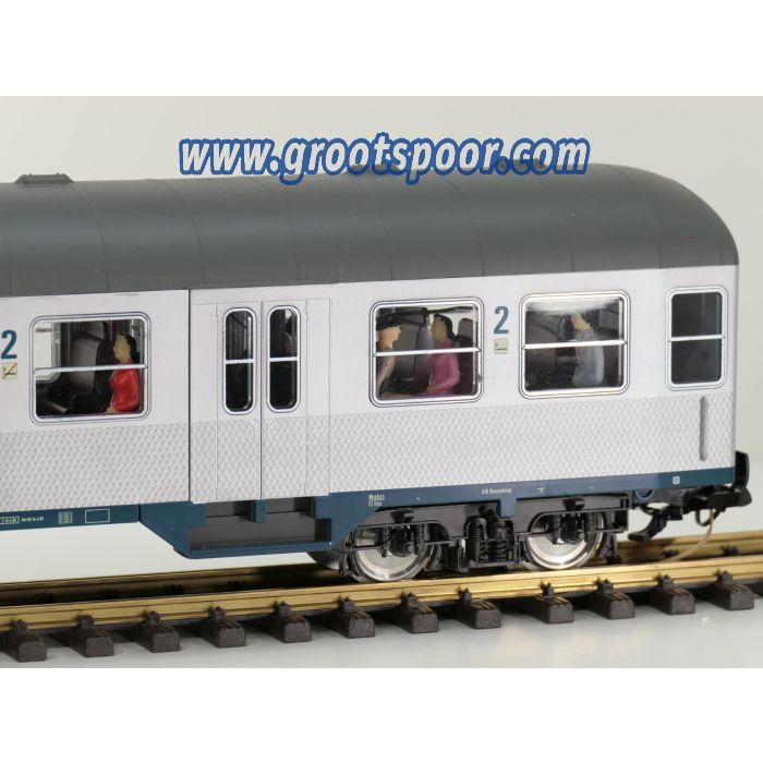 PIKO 37631 G-Nahverkehrswg. Bnb 2. Klasse DB, Kugellagerachsen, Innenbeleuchtung, Energiespeicher, 17 Figuren - sku: 20260717010953 - Used - Very good condition - Photo 8
