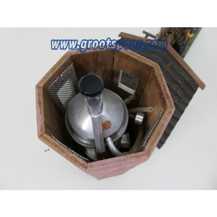 Gebouw met Stoom machine - sku: 20260730113459 - Gebruikt - Zeer goede staat - Afbeelding 5