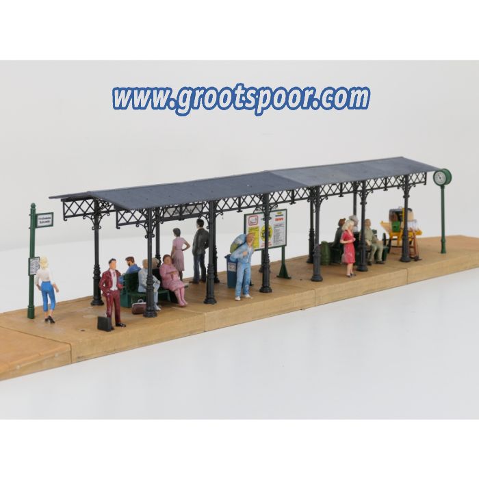 POLA 330908 Überdachter Bahnsteig gebouwd model met 13 figuren - sku: 20260807113923 - Gebruikt - Zeer goede staat - Afbeelding 3
