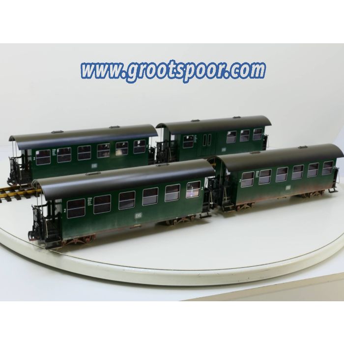 Set LGB 3x 3070 / 1x 3071 DB Personenzug, Metallrader, Gealtert
