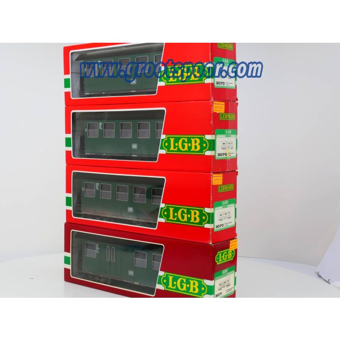 Set LGB 3x 3070 / 1x 3071 DB Personenzug, Metallrader, Gealtert