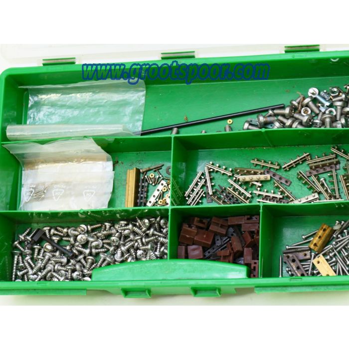Magnus / Scheba Schienen Befestigungsmaterial Set.