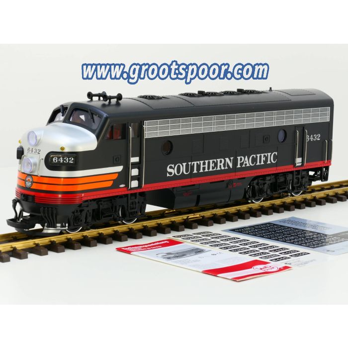 LGB 24570 Southern Pacific F7-A Diesel Locomotive No 6432