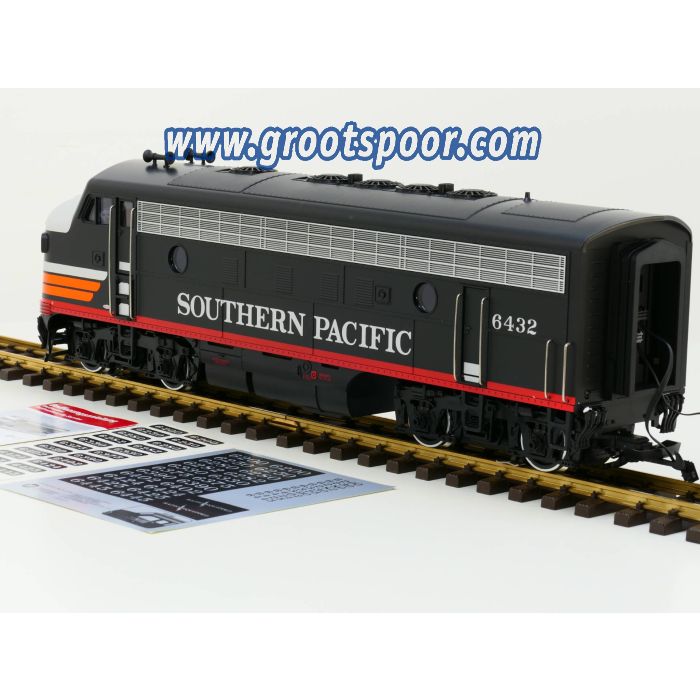 LGB 24570 Southern Pacific F7-A Diesel Locomotive No 6432