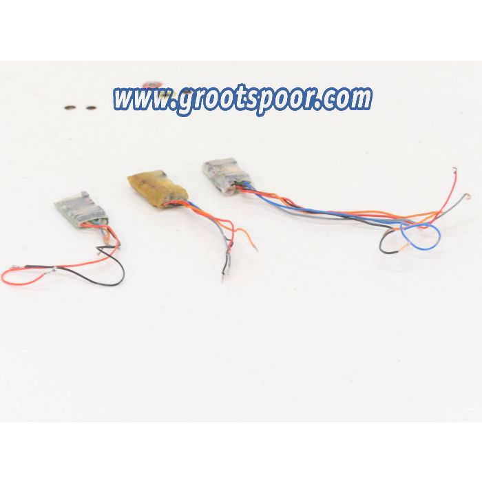 Set 3x ZIMO MX820D Einzelweichen-Decoder, spritzwassergeschützt