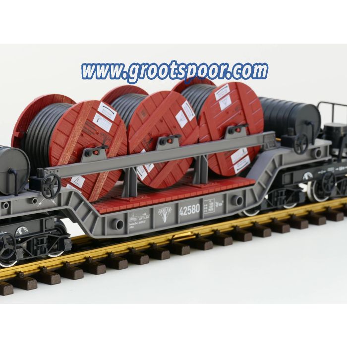 LGB 42580 Tiefladewagen mit Kabelrollen, Metallrader | grootspoor.com