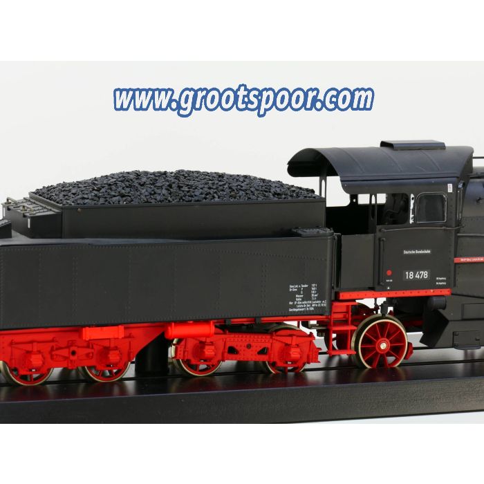 Märklin Maxi Spur 1 54561 Schwere Schleeptenderlokomotive DR 18 478 Vitrinemodel