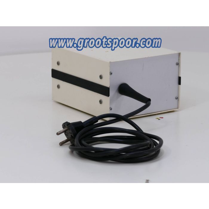 Trafo 5, 18 en 24 Volt  3x 3 Ampere