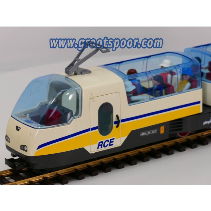 Playmobil 4011 RCE sneltrein, 13 Figuren