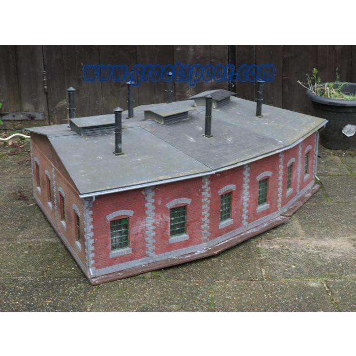 POLA 331750 / 331752 Ringlokschuppen. 3-Ständig, Mitt Bodemplatte und Gleise Gebouwd model - sku: 20240113013900 - Gebraucht - Bild 4