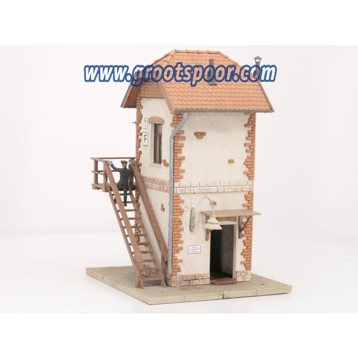 POLA 331709 Seinhuis gebouwd model, 2 Figuren, Innenbeleuchtung