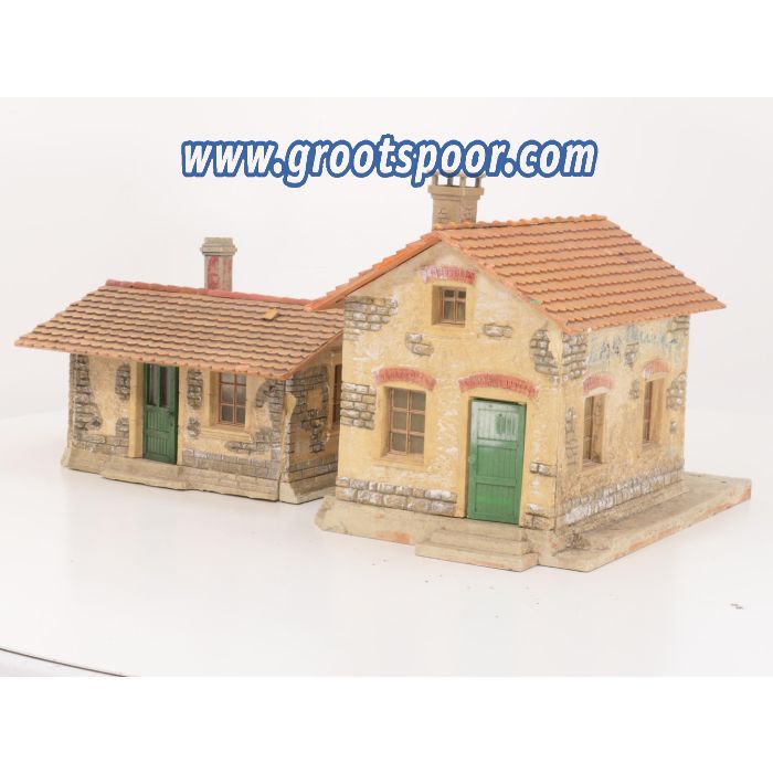 POLA 330896 Bahnhof Altenholz Gebouwd model 2 Delen