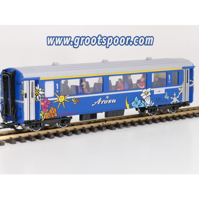 LGB 37675 RhB-Personenwagen Chur-Arosa As 1256, Metallrader,Stromabnahme, beleuchting, 11 Figuren