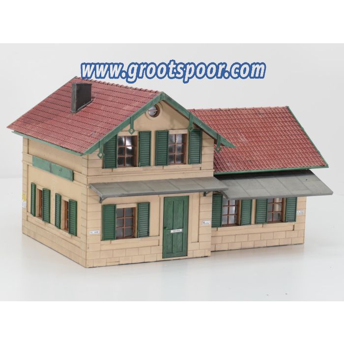 PIKO 62040  Bahnhof Rosenbach gebouwd model