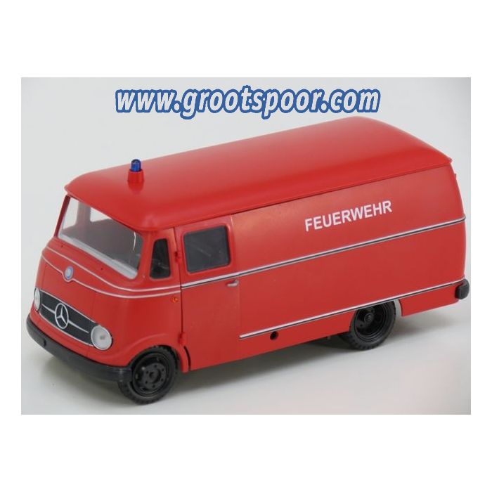 Rietze 221 Mercedes L319 Feuerwehr